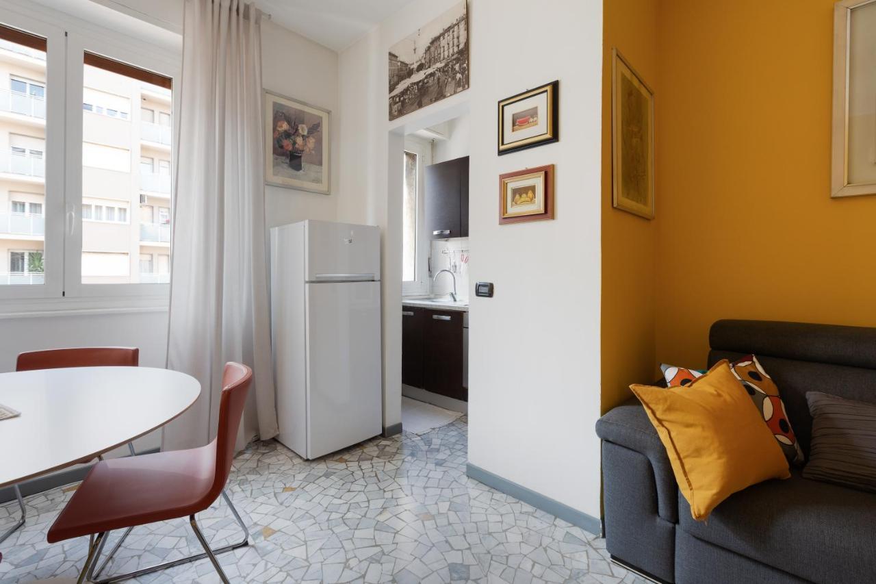 Apartment With Balcony - 50 M Far From M1 Pasteur ミラノ エクステリア 写真